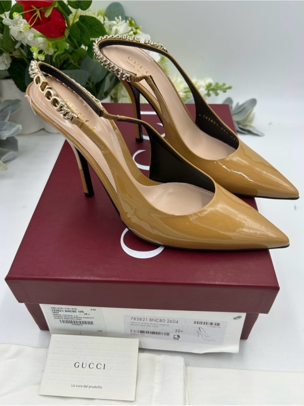 Women’s Gucci Signoria chain patent sling back pumps size 39.5 made in Italy